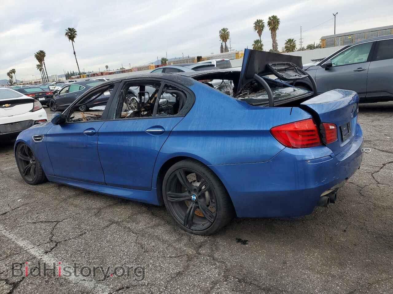 2014 BMW M5 - VIN: WBSFV9C53ED593952 - Photo 2