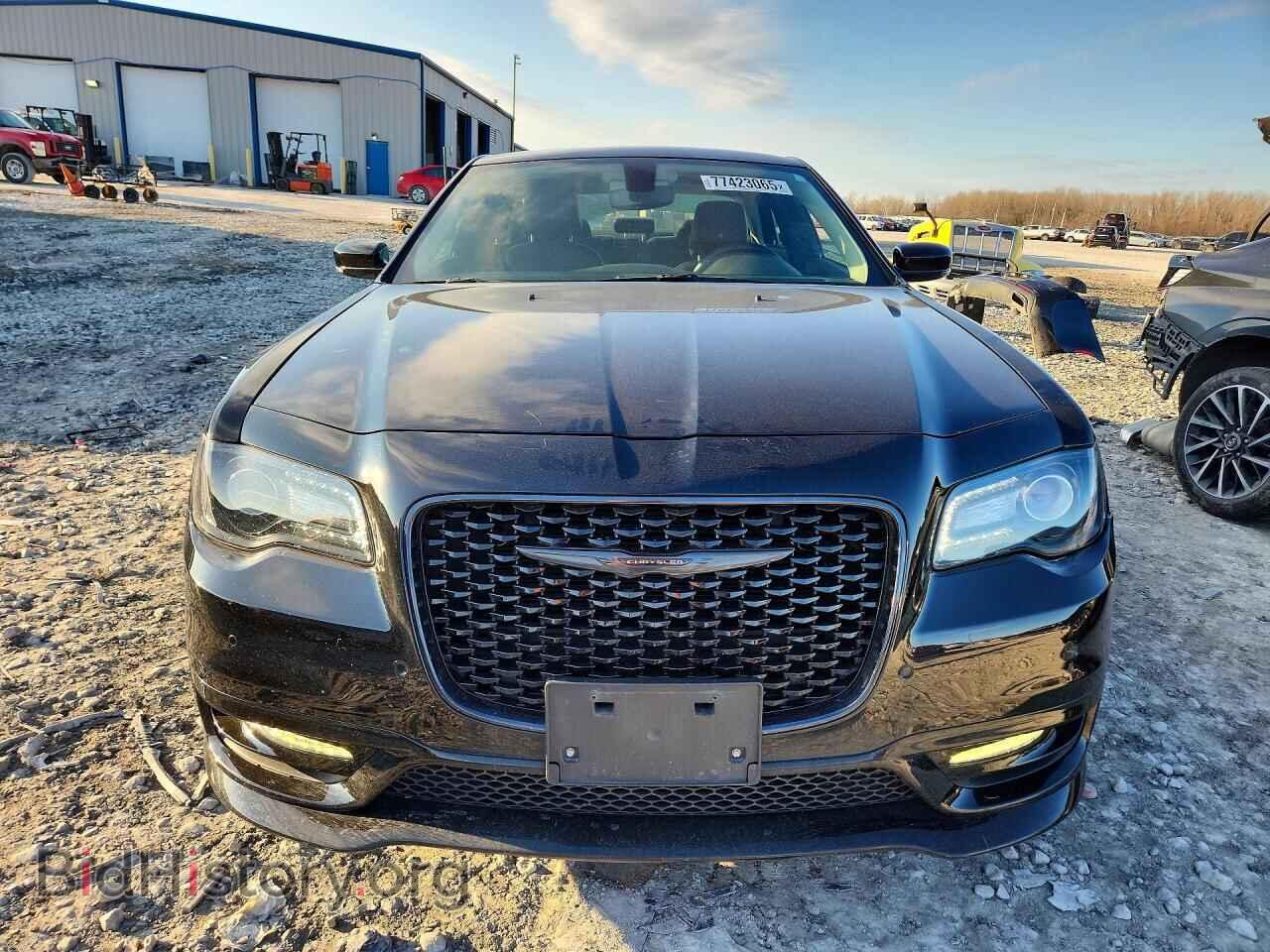 2023 CHRYSLER 300 - VIN: 2C3CCADG9PH609308 - Фото 5