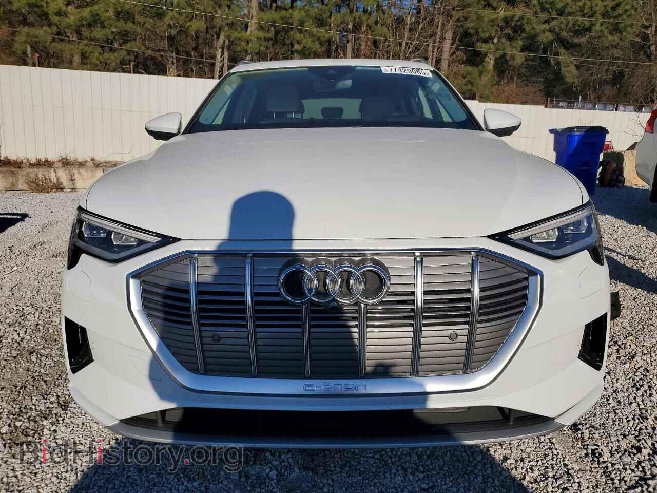 2019 AUDI E-TRON - VIN: WA1VAAGE9KB022851 - Photo 5