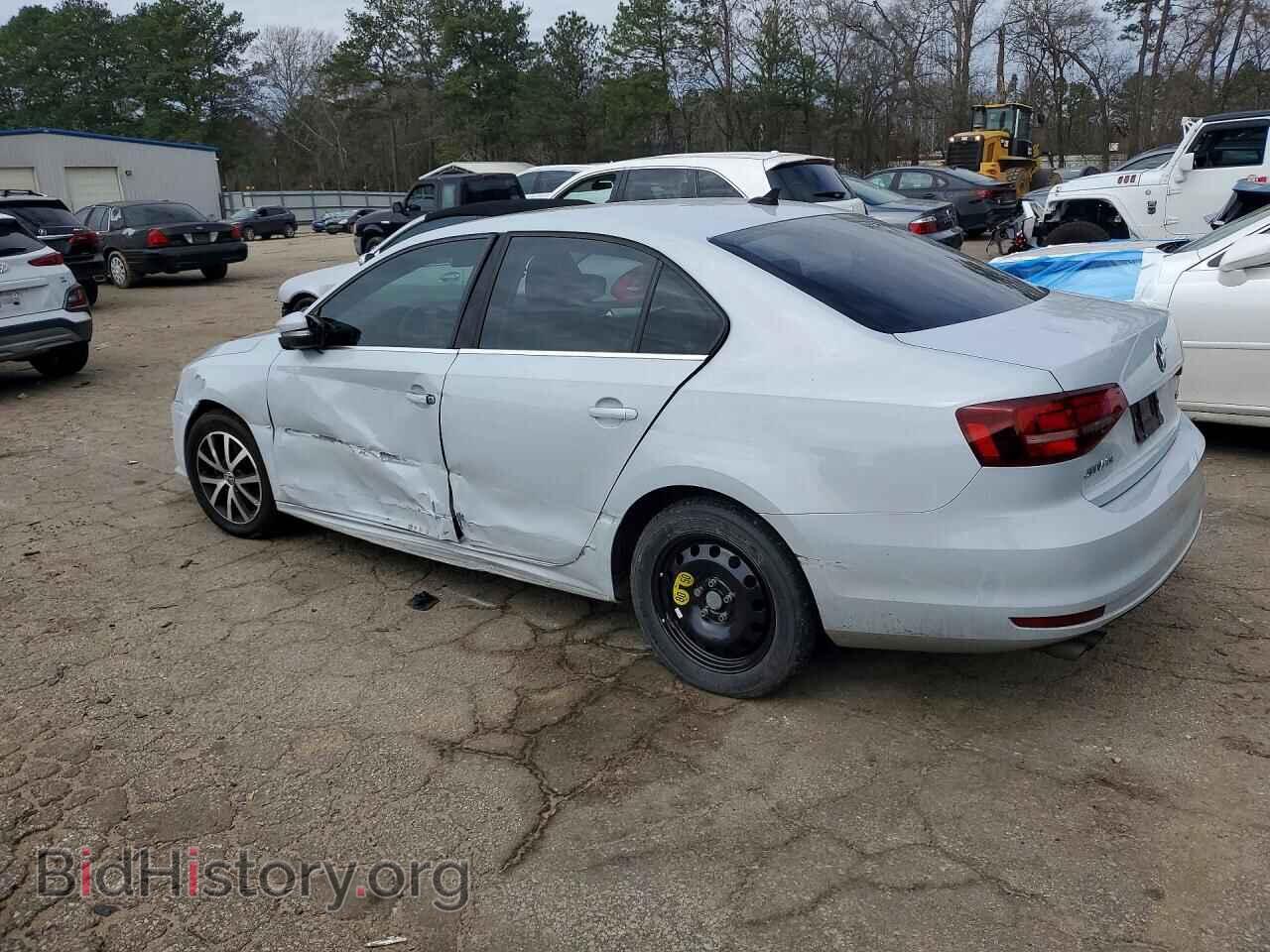 2017 VOLKSWAGEN JETTA - VIN: 3VWDB7AJ8HM295012 - Фото 2