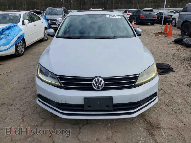 2017 Volkswagen JETTA (VIN 3VWDB7AJ8HM295012) — фото 5 из 12