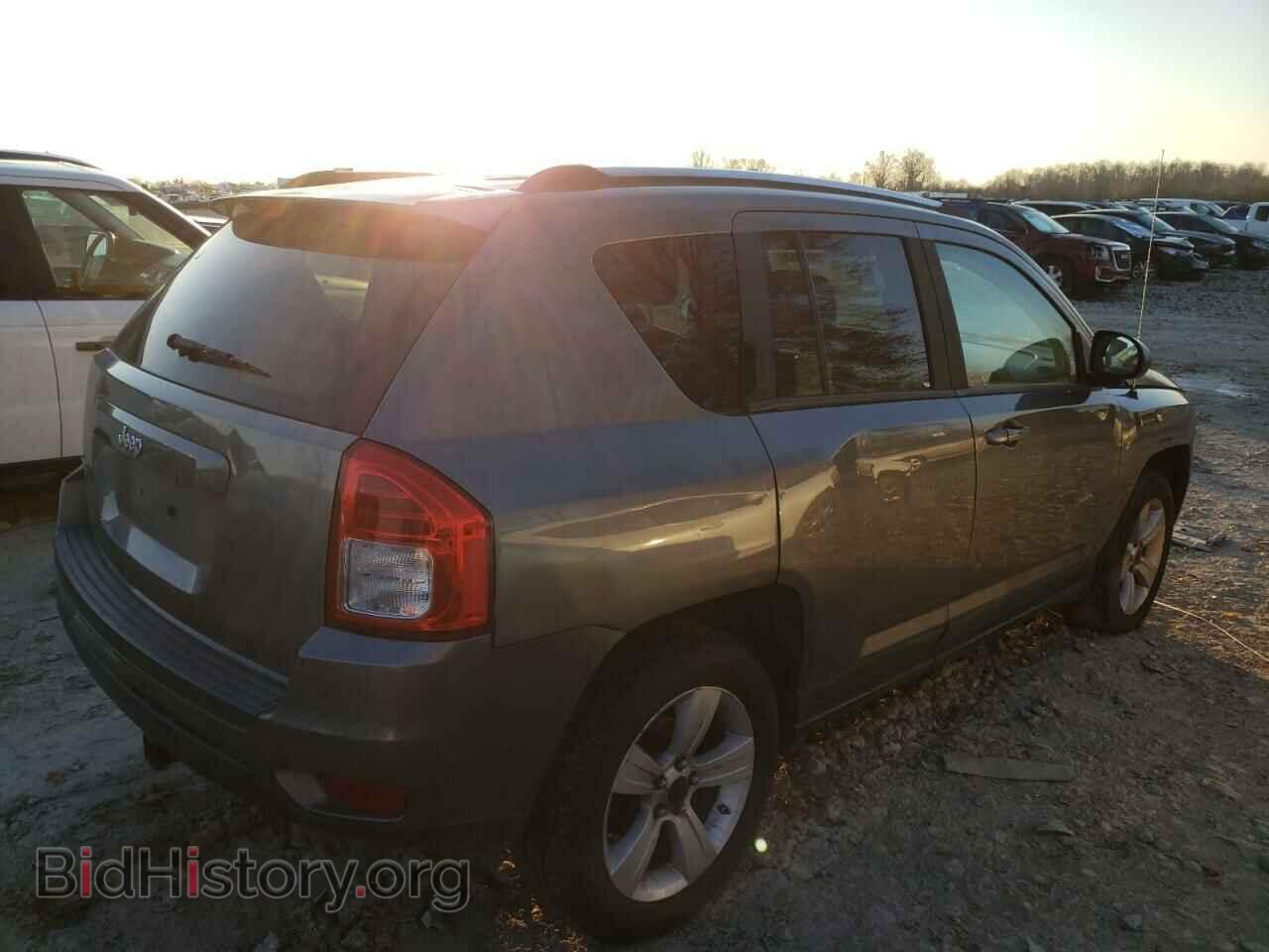 2011 JEEP COMPASS - VIN: 1J4NF1FB3BD240121 - Photo 3