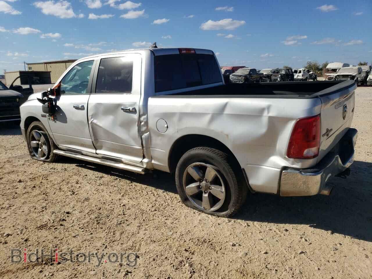 2016 RAM 1500 - VIN: 1C6RR7LT9GS308477 - Фото 2