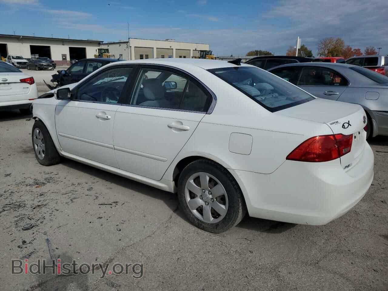 2009 KIA OPTIMA - VIN: KNAGE228X95353390 - Фото 2