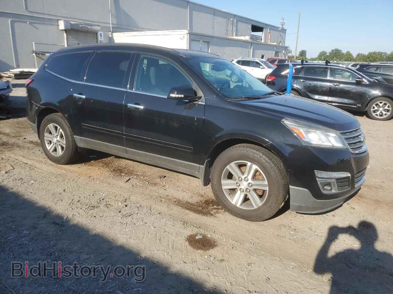 2017 CHEVROLET TRAVERSE - VIN: 1GNKVHKD5HJ196507 - Фото 4
