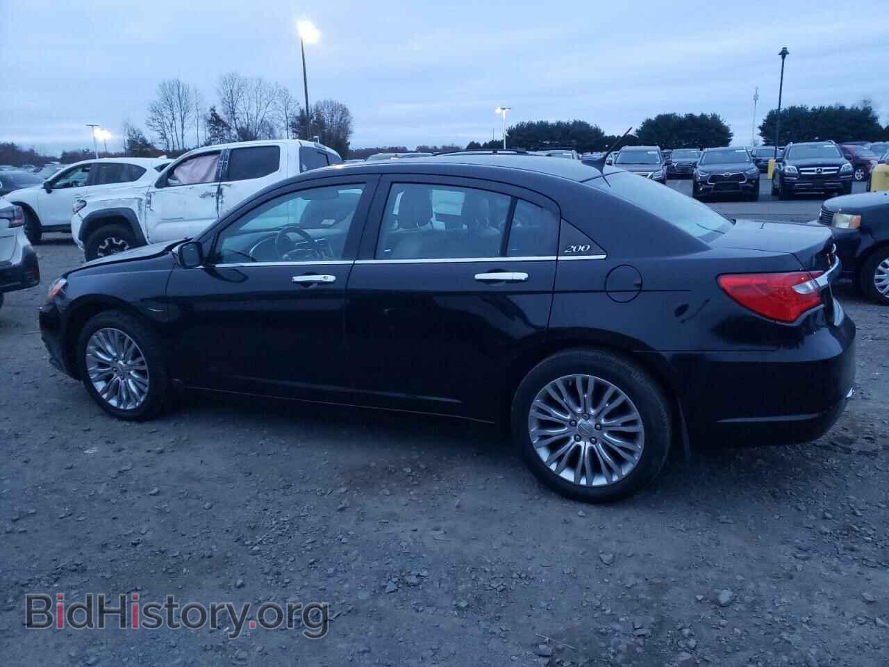 2012 CHRYSLER 200 - VIN: 1C3CCBCB1CN288863 - Фото 2