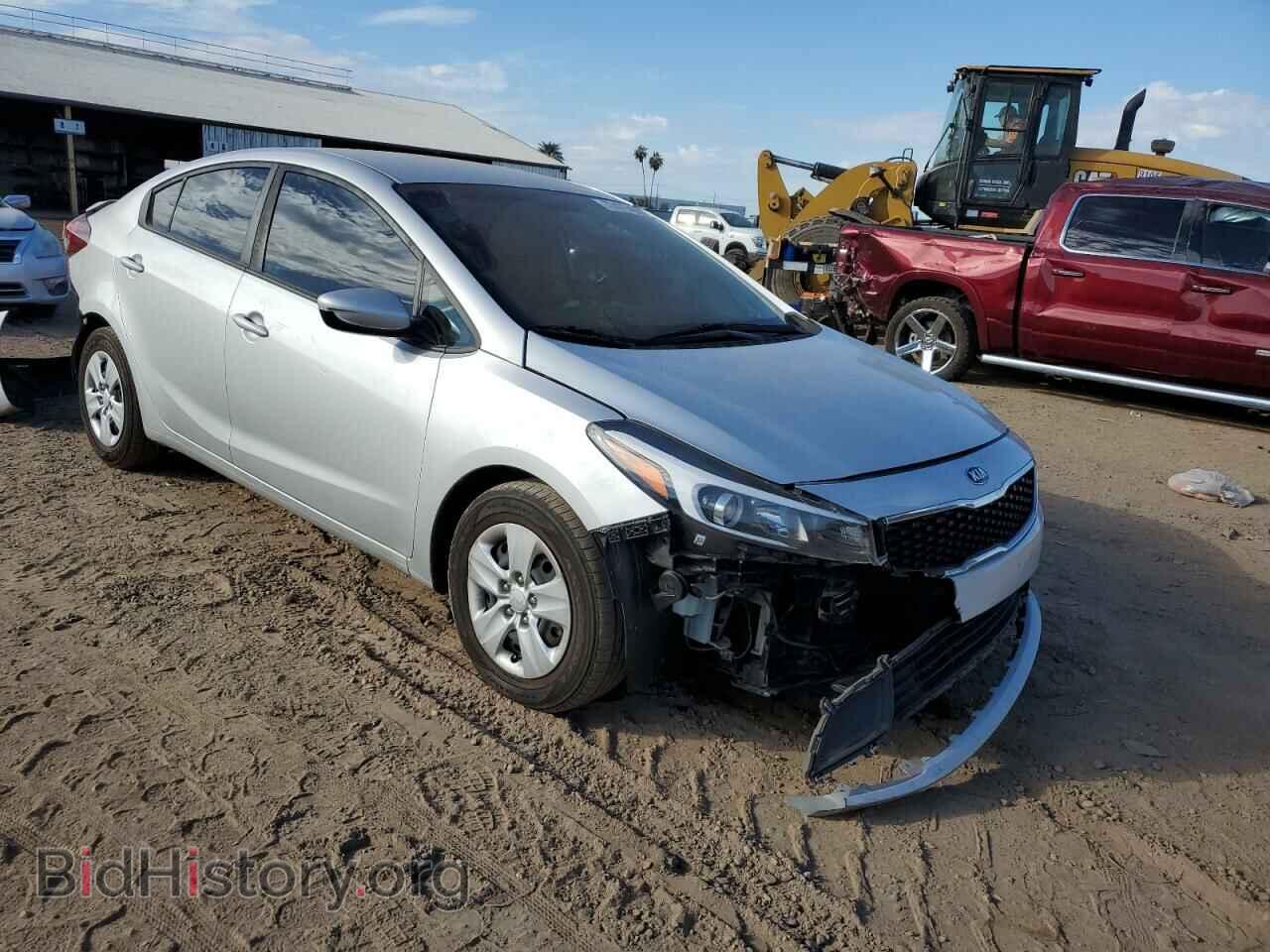 2017 KIA FORTE - VIN: 3KPFK4A77HE142579 - Фото 4