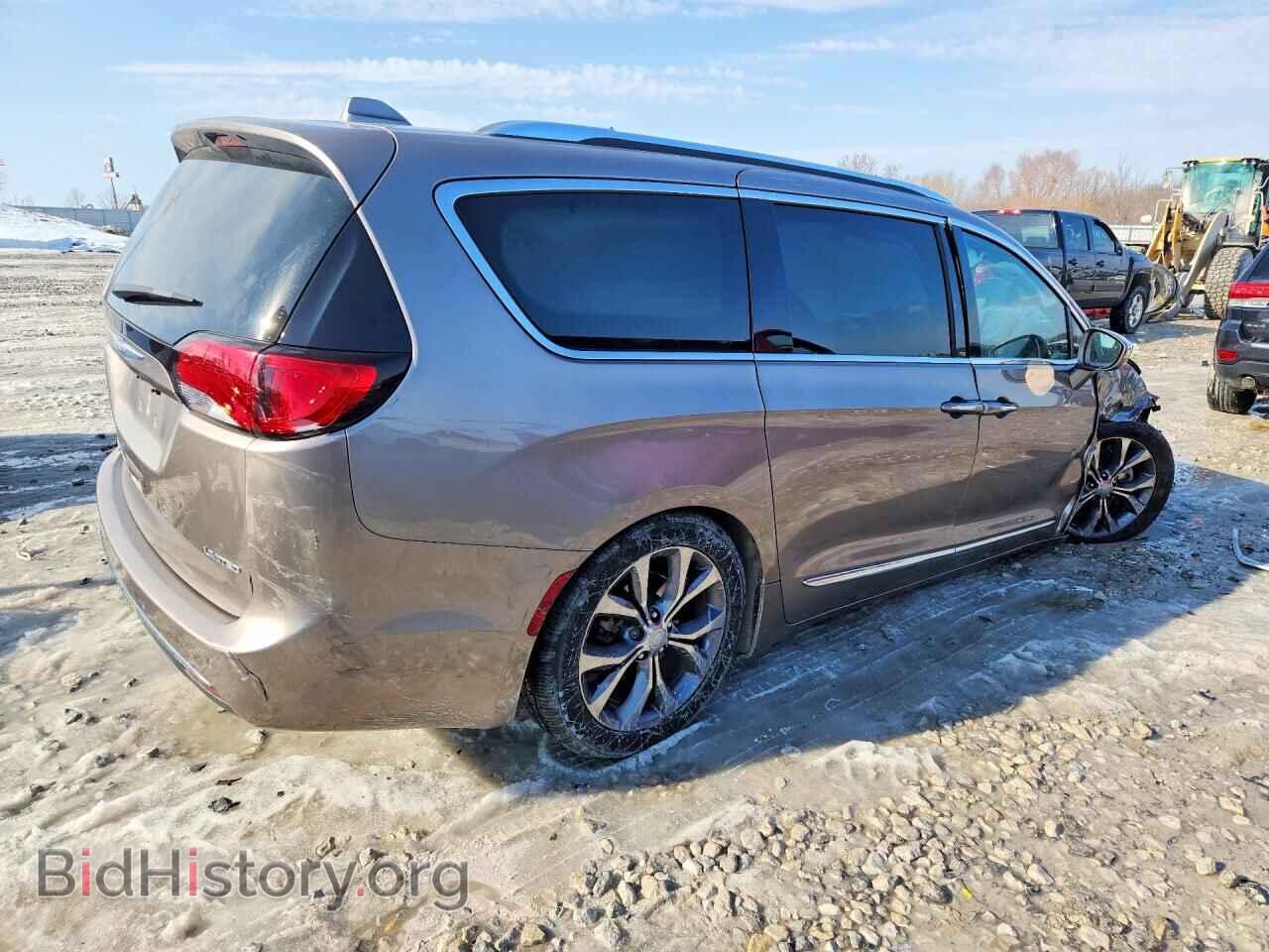 2017 CHRYSLER PACIFICA - VIN: 2C4RC1GG7HR788591 - Фото 3