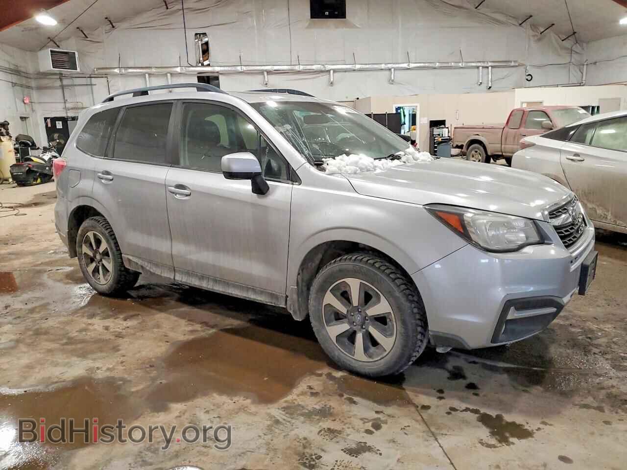 2017 SUBARU FORESTER - VIN: JF2SJAEC2HH455039 - Фото 4