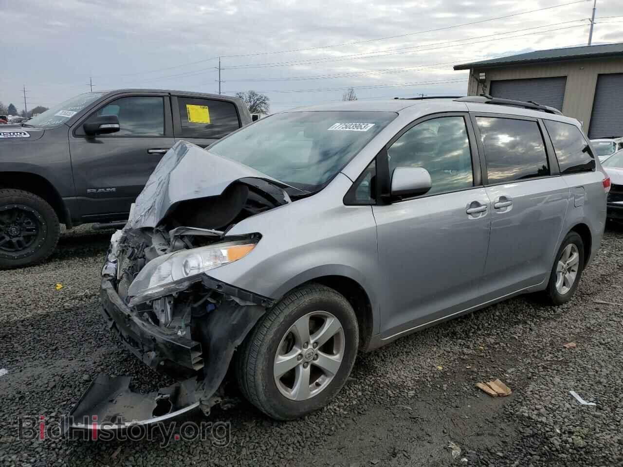 Photo 5TDKK3DC8DS317648 - TOYOTA All Models 2013