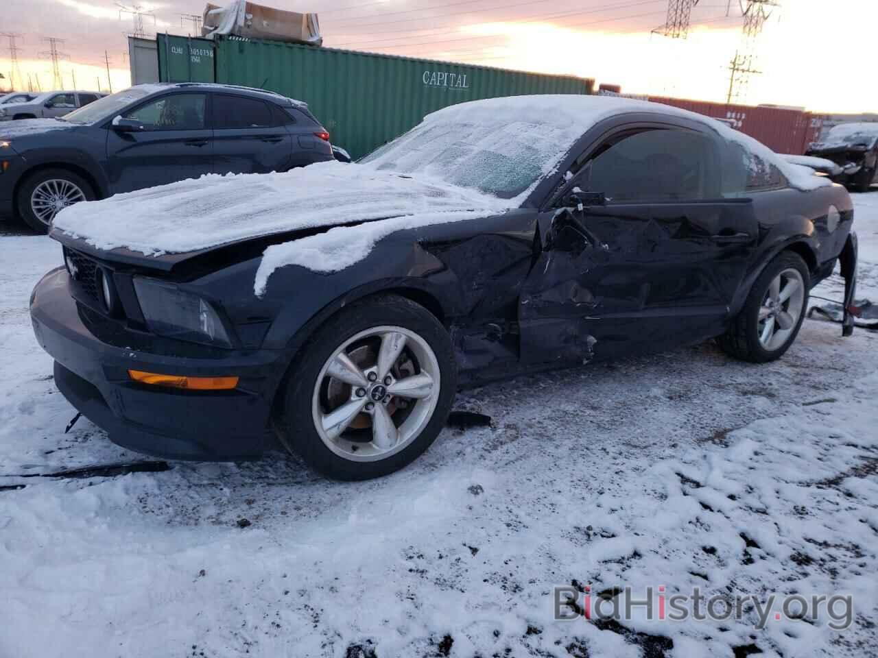 Photo 1ZVHT82H085202697 - FORD MUSTANG 2008