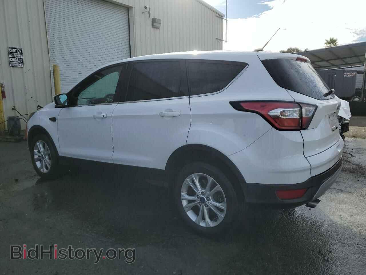 2017 FORD ESCAPE - VIN: 1FMCU0GD1HUE94895 - Фото 2