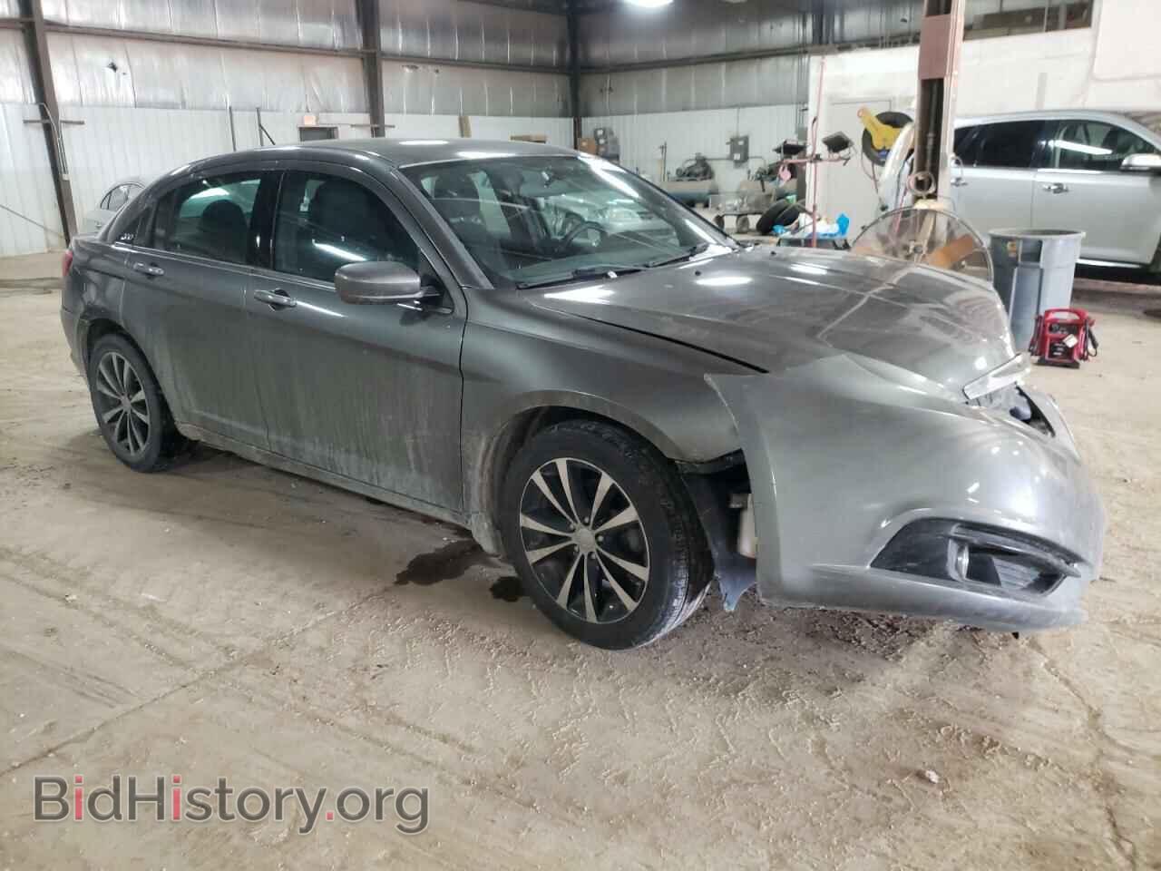 2013 CHRYSLER 200 - VIN: 1C3CCBBB8DN570274 - Photo 4