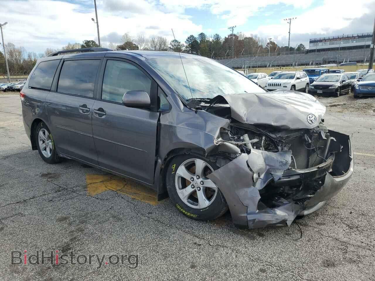 2011 TOYOTA All Models - VIN: 5TDKK3DC2BS171387 - Фото 4
