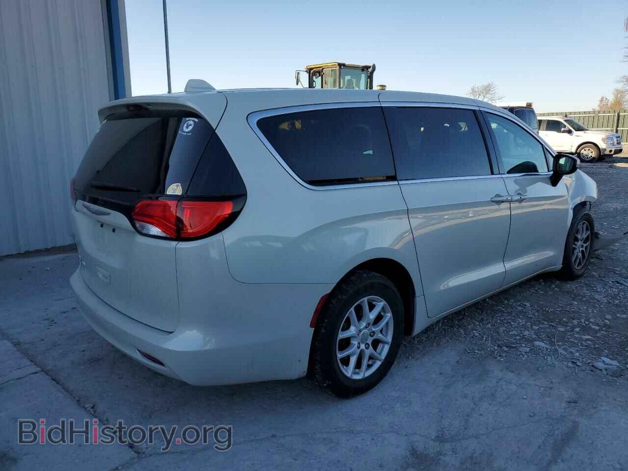 2017 CHRYSLER PACIFICA - VIN: 2C4RC1DG9HR768931 - Photo 3