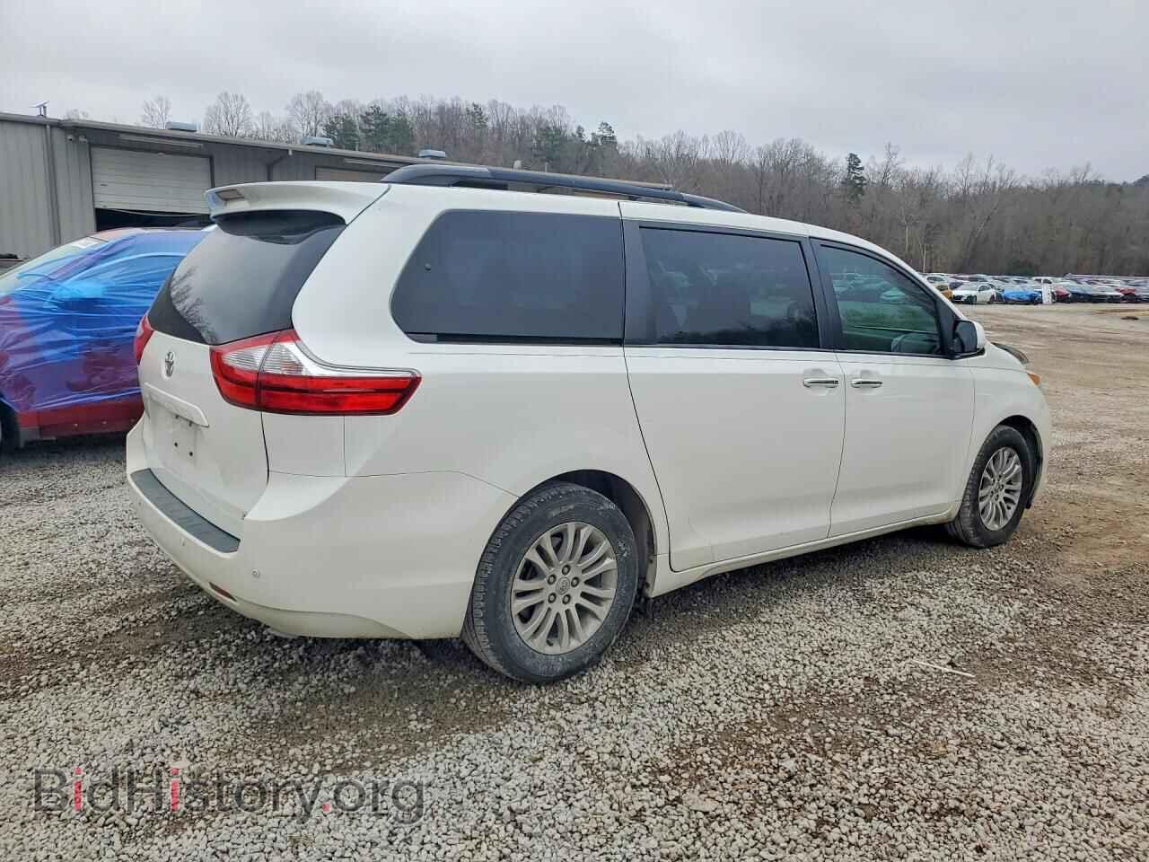 2017 TOYOTA All Models - VIN: 5TDYZ3DC5HS858023 - Фото 3