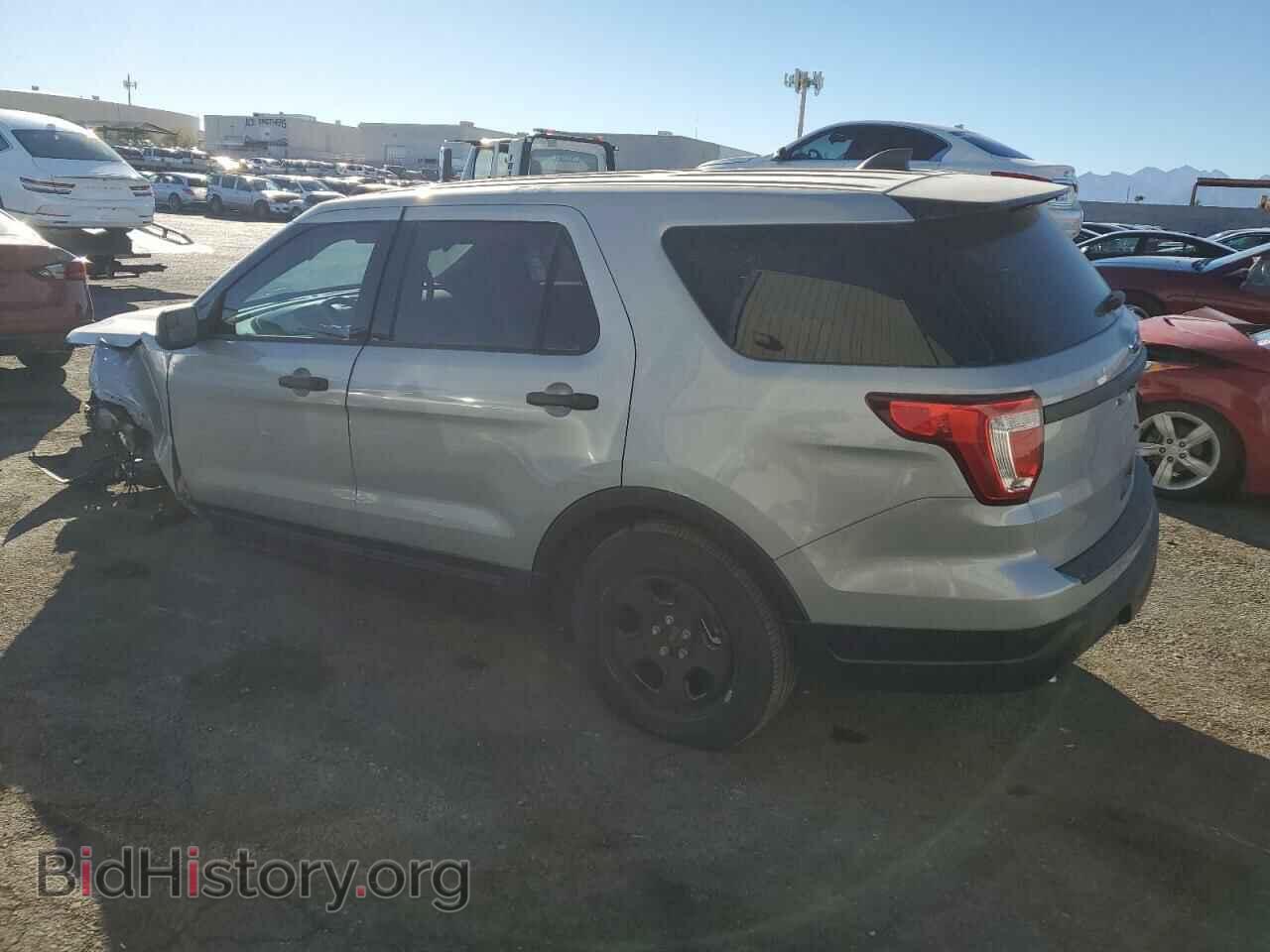 2018 FORD EXPLORER - VIN: 1FM5K8AR5JGB34776 - Фото 2