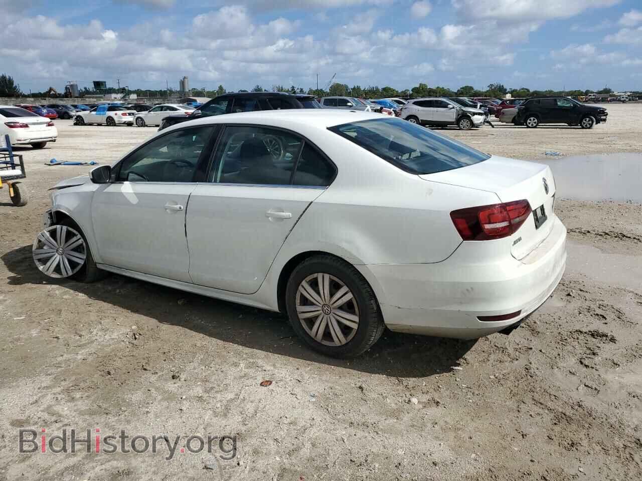 2017 VOLKSWAGEN JETTA - VIN: 3VW2B7AJ3HM396952 - Фото 2