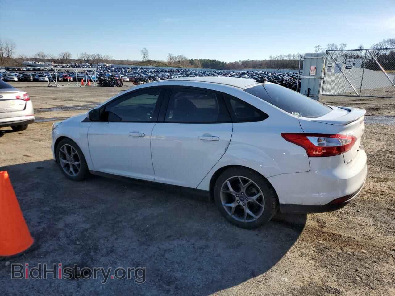 2014 FORD FOCUS - VIN: 1FADP3F28EL368042 - Фото 2