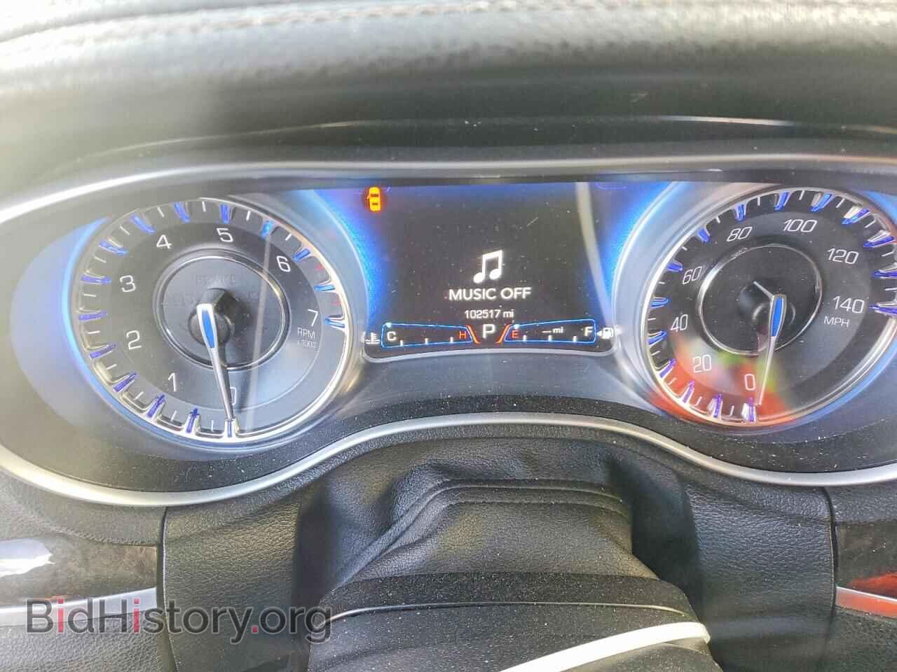 2018 CHRYSLER 300 - VIN: 2C3CCAKG3JH160556 - Фото 9