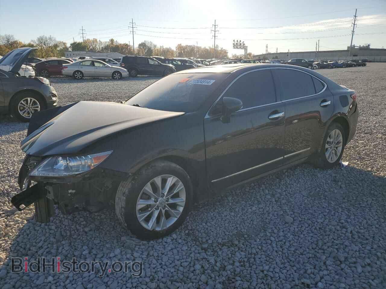 Фотография JTHBW1GG4E2051768 - LEXUS ES300 2014
