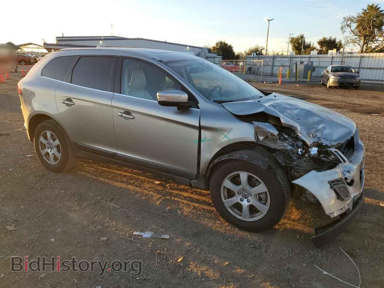 2012 VOLVO XC60 - VIN: YV4940DL0C2247251 - Фото 4