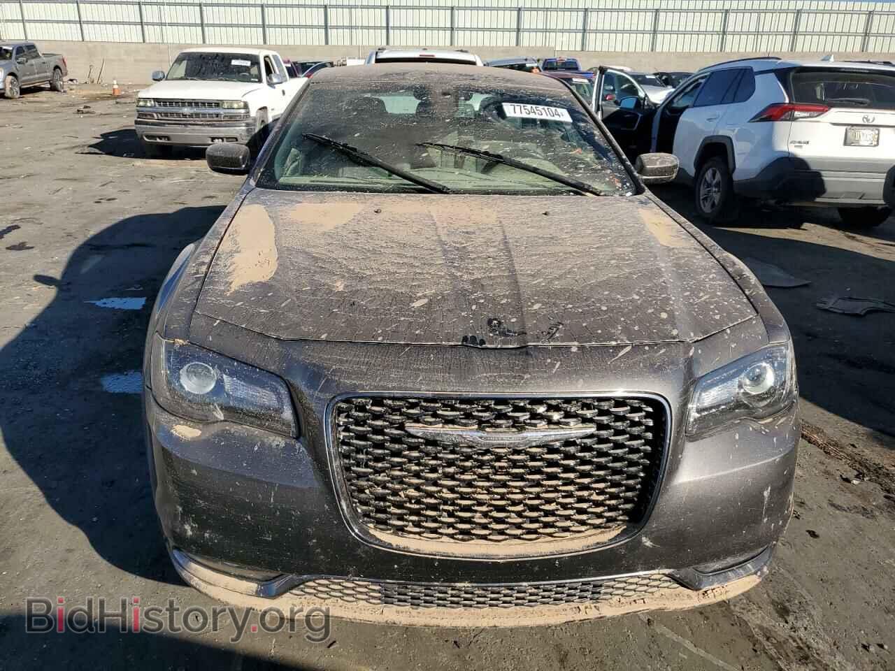 2019 CHRYSLER 300 - VIN: 2C3CCAGGXKH648428 - Фото 5