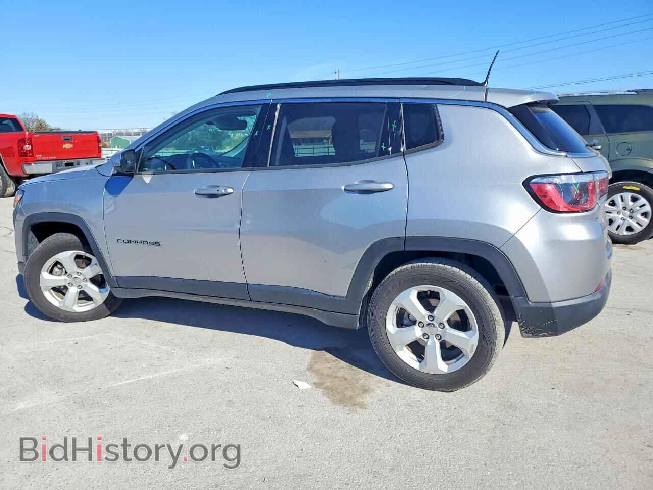 2018 JEEP COMPASS - VIN: 3C4NJCBBXJT193829 - Фото 2