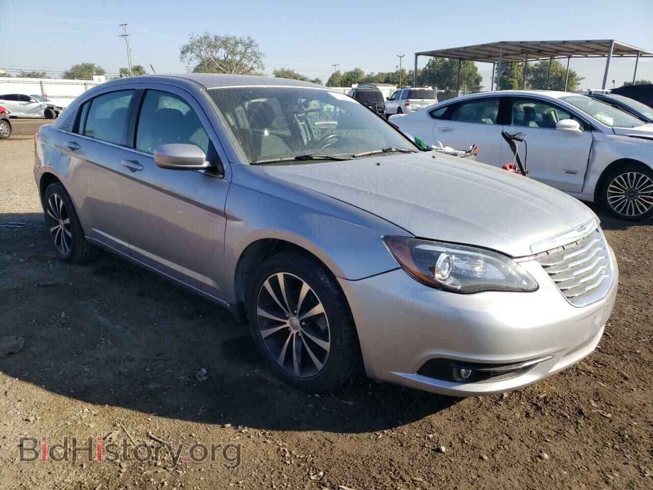 2013 CHRYSLER 200 - VIN: 1C3CCBBB0DN541884 - Фото 4