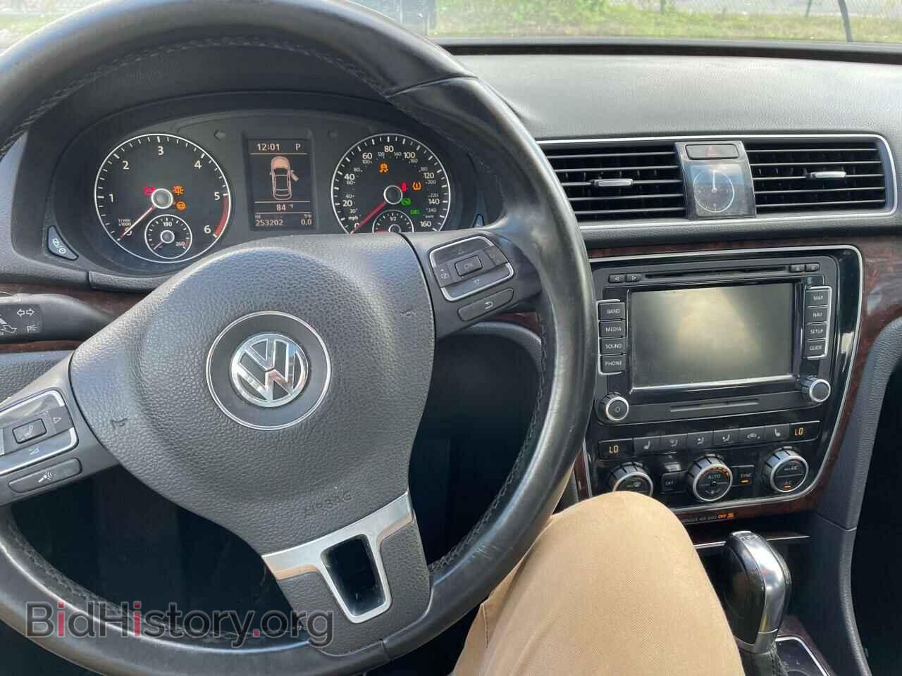 2013 VOLKSWAGEN PASSAT - VIN: 1VWCN7A37DC046491 - Фото 9