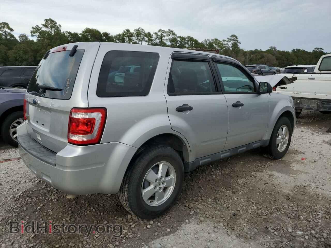 2010 FORD ESCAPE - VIN: 1FMCU0C72AKB93781 - Фото 3