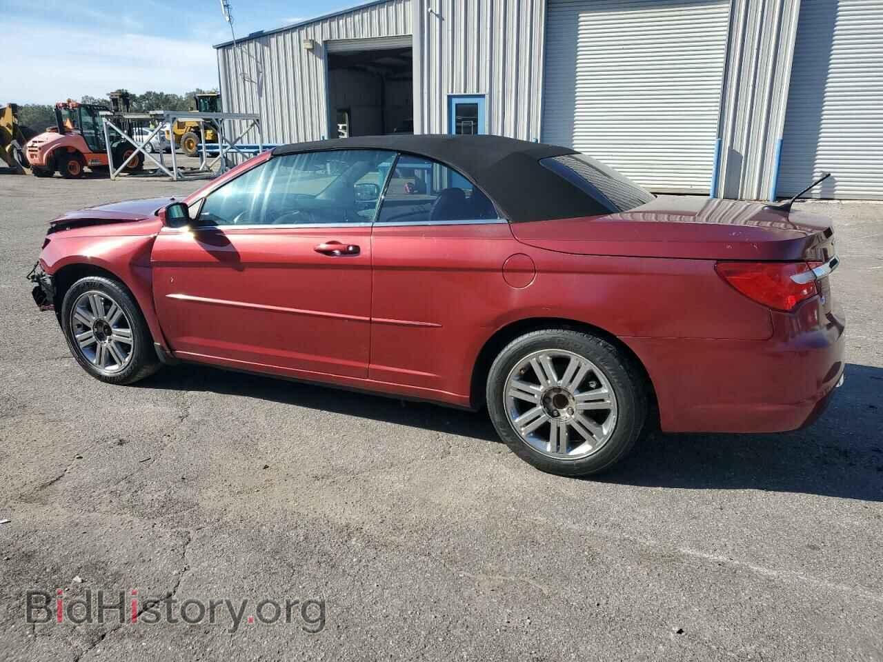 2013 CHRYSLER 200 - VIN: 1C3BCBEG8DN635532 - Фото 2