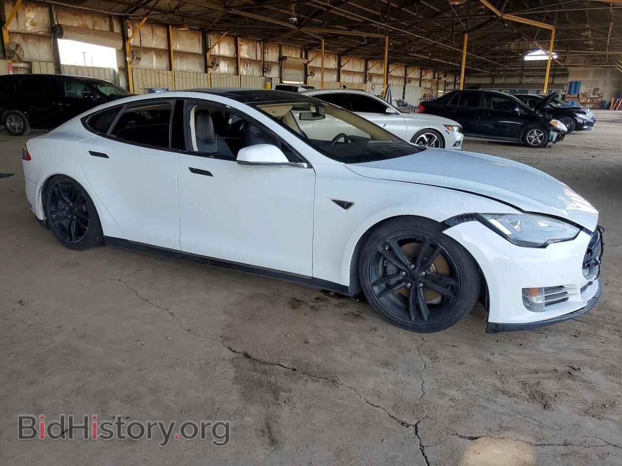 2013 TESLA MODEL S - VIN: 5YJSA1DN2DFP08176 - Фото 4