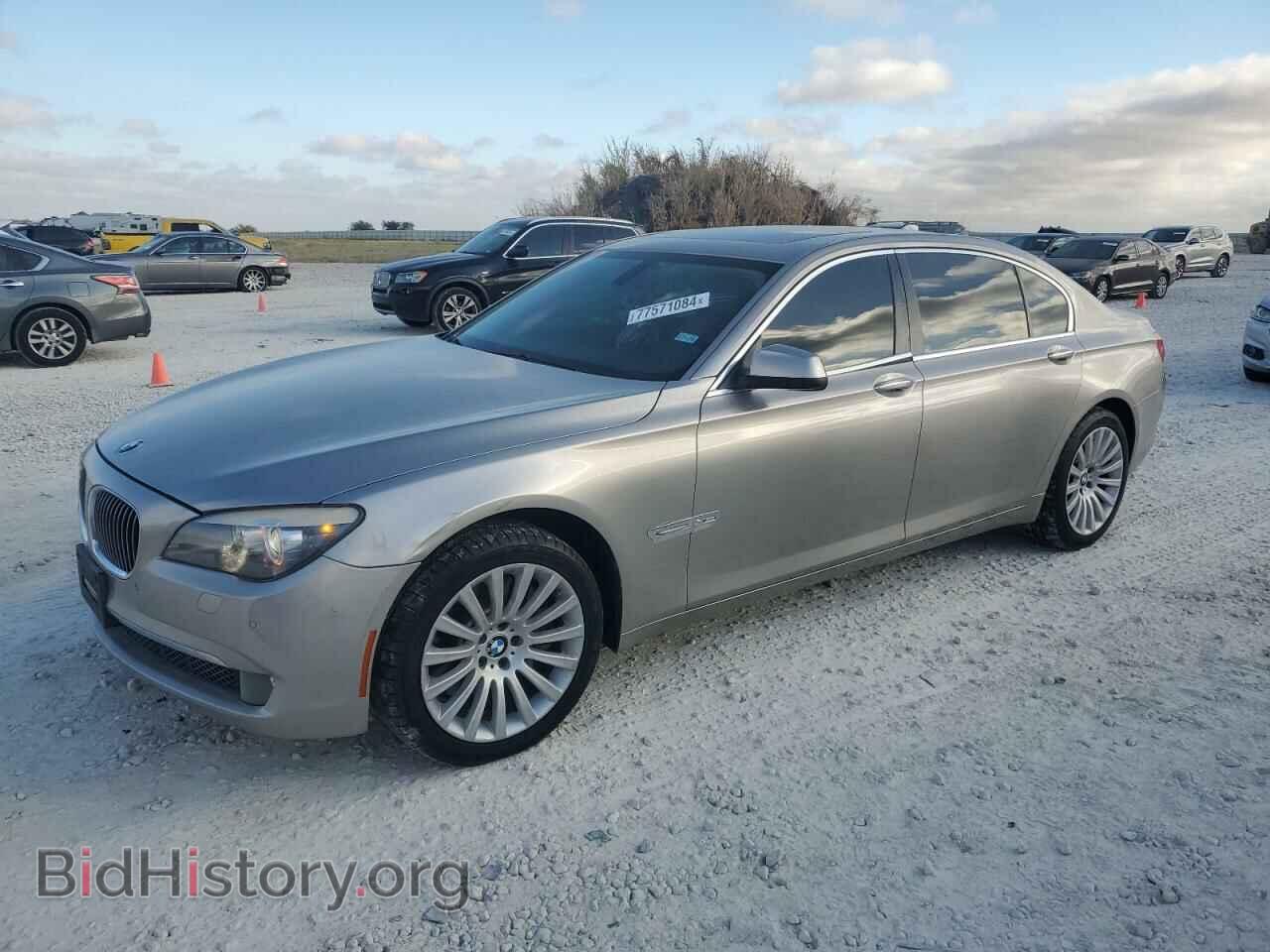 Фотография WBAKC8C51CC435809 - BMW 7 SERIES 2012