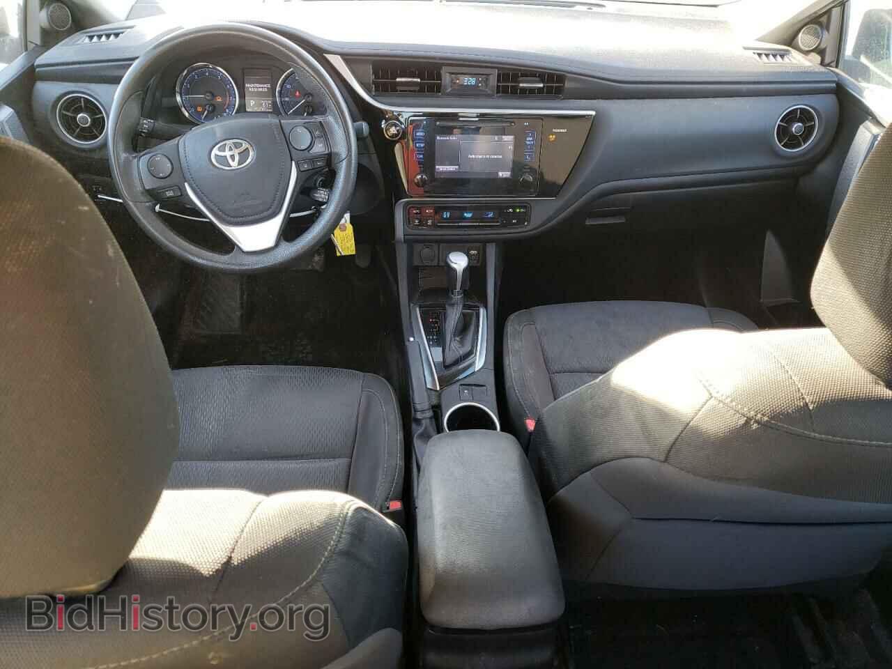 2017 TOYOTA COROLLA - VIN: 5YFBURHE2HP653819 - Фото 8