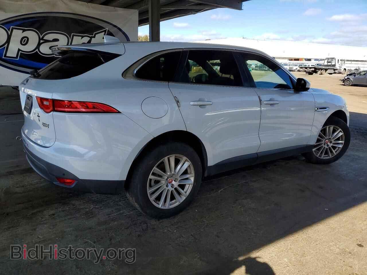 2017 JAGUAR F-PACE - VIN: SADCK2BN8HA085952 - Фото 3