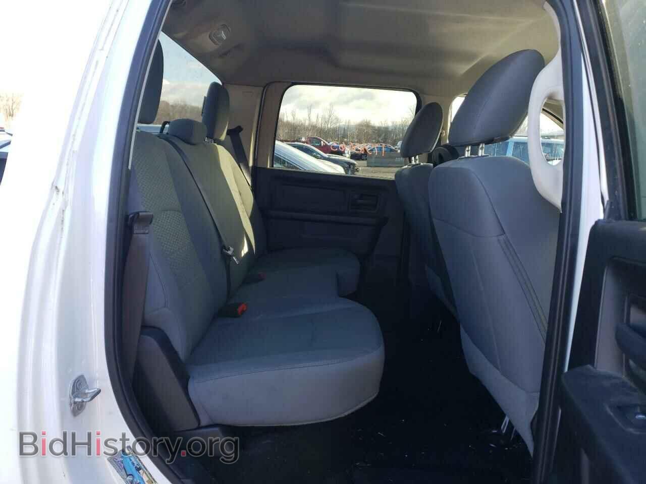 2016 RAM All Models - VIN: 3C6UR5CL7GG102662 - Photo 10