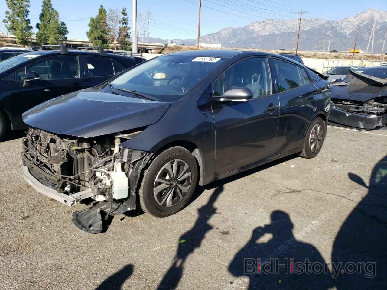 Photo JTDKARFP6H3005616 - TOYOTA PRIUS 2017