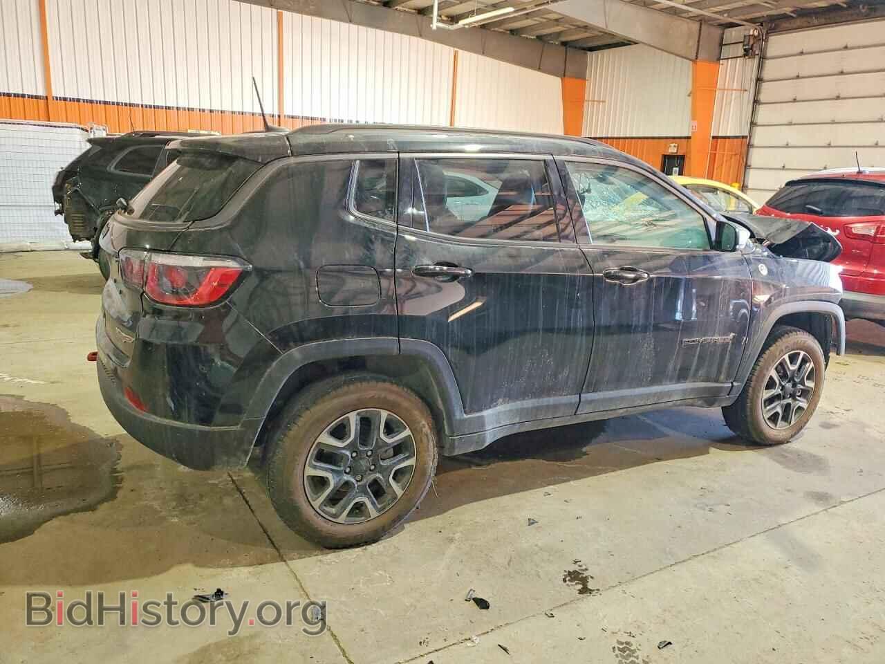2019 JEEP COMPASS - VIN: 3C4NJDDB3KT645723 - Фото 3
