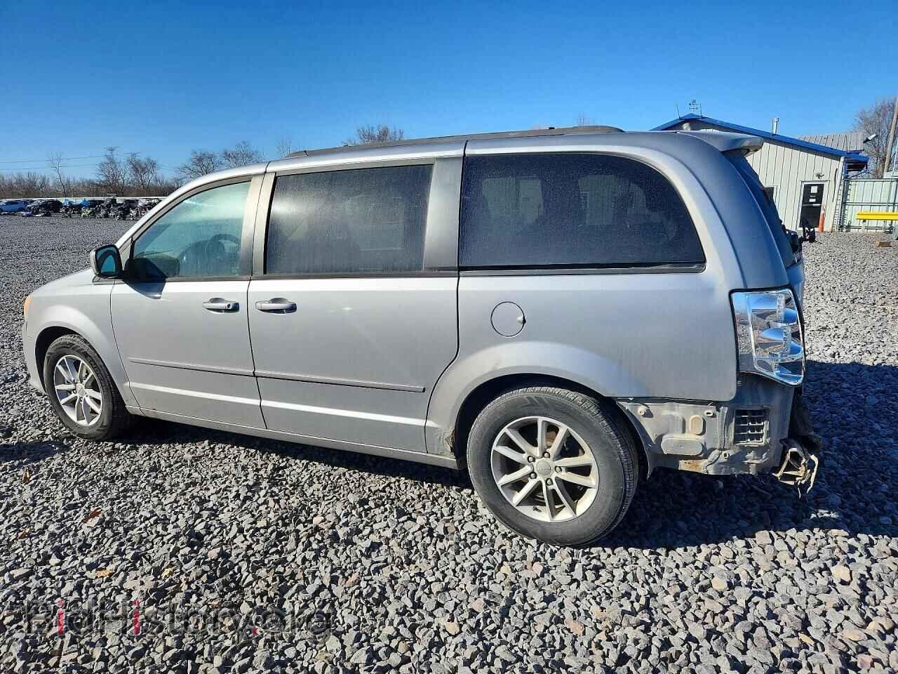 2013 DODGE CARAVAN - VIN: 2C4RDGCG4DR622447 - Фото 2