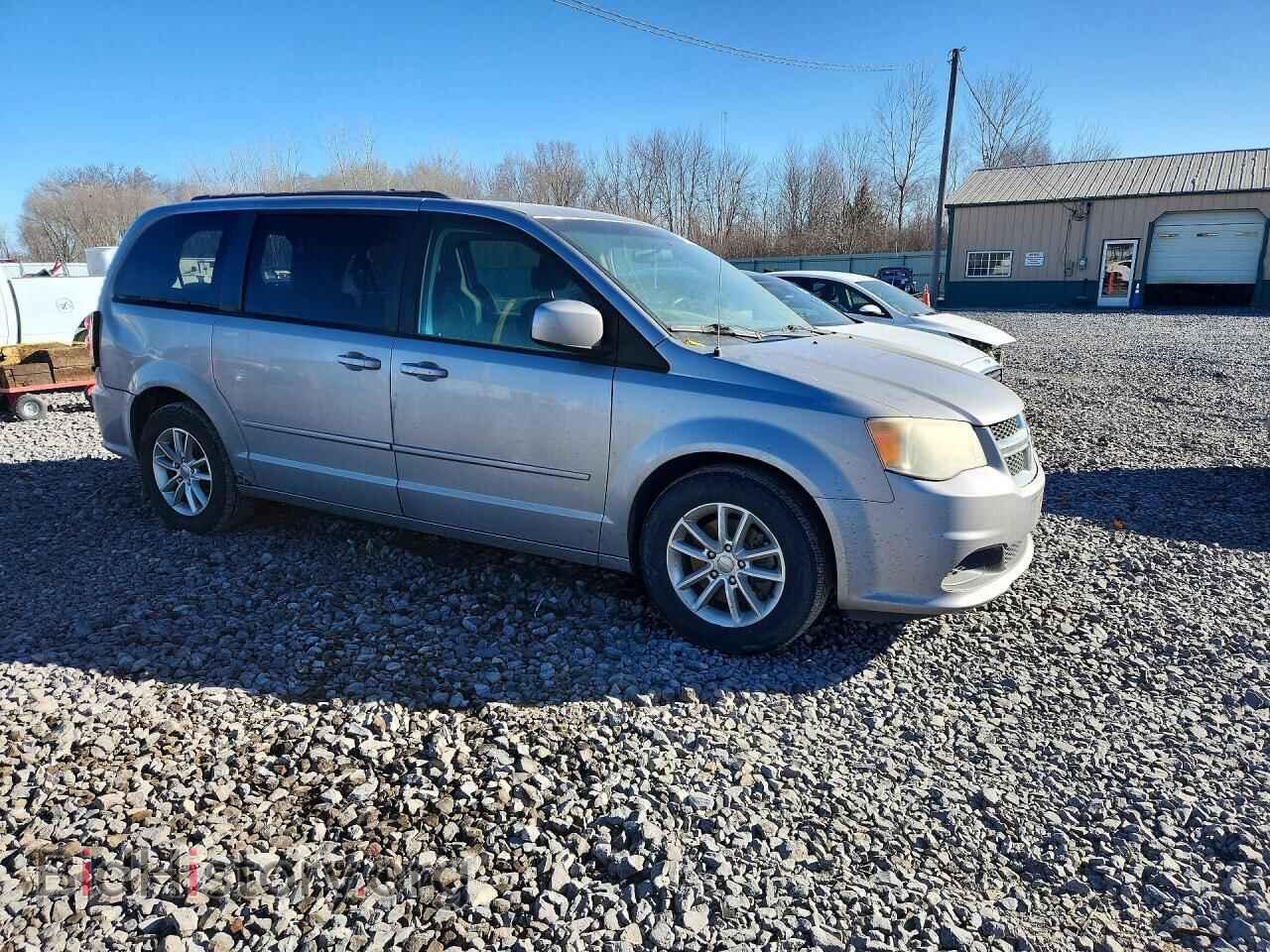2013 DODGE CARAVAN - VIN: 2C4RDGCG4DR622447 - Фото 4