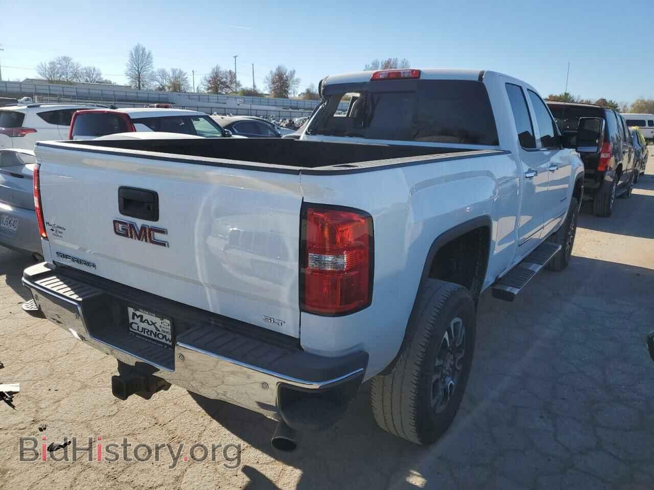 2017 GMC SIERRA - VIN: 1GT22TEG8HZ272863 - Фото 3
