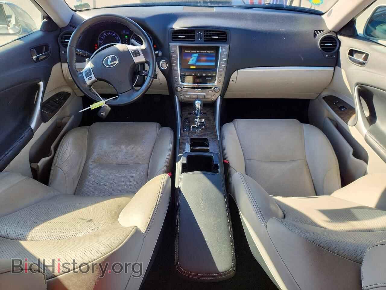 2011 LEXUS IS - VIN: JTHCF5C21B5048813 - Photo 8