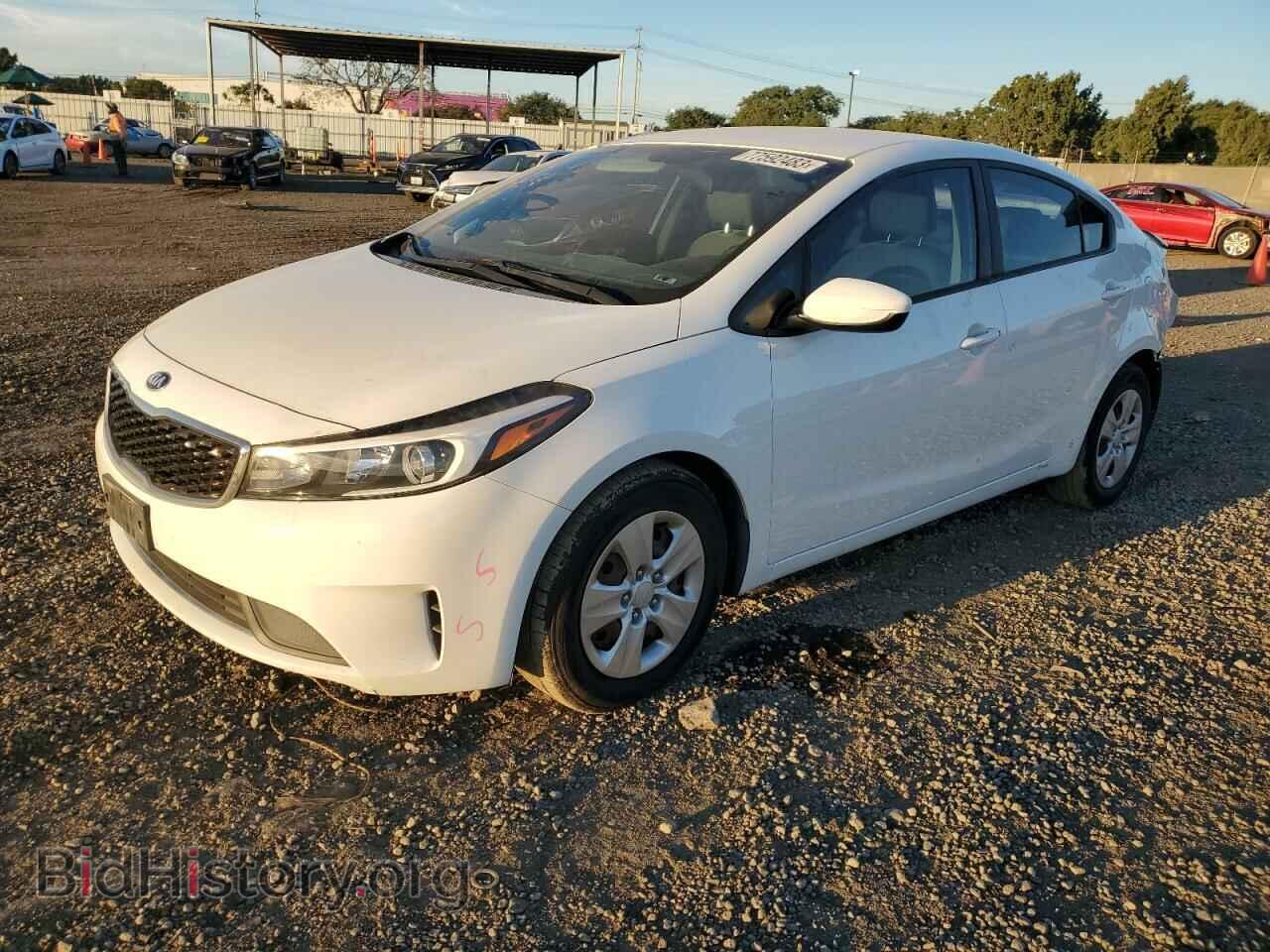 Фотография 3KPFK4A74HE041936 - KIA FORTE 2017