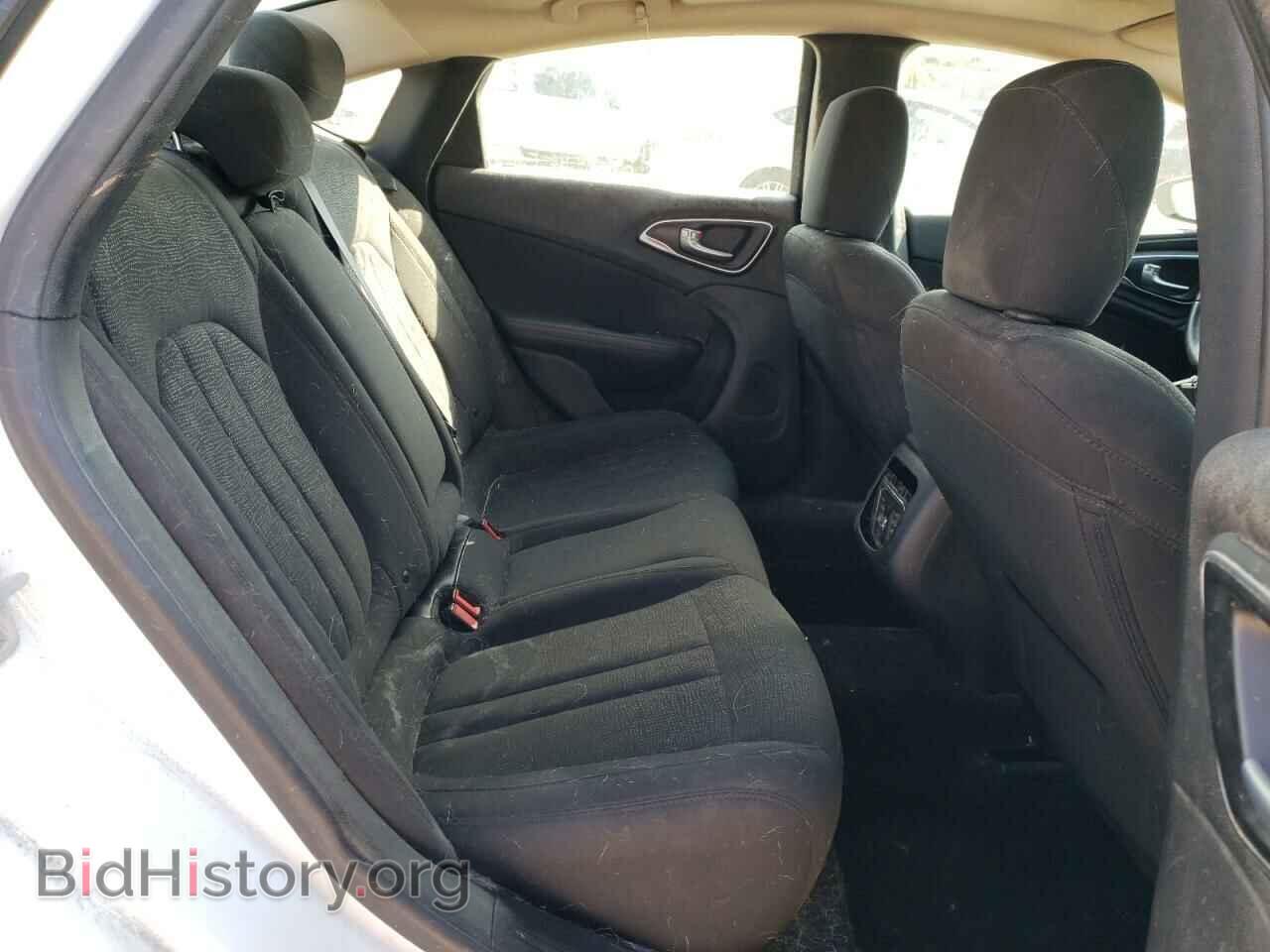 2016 CHRYSLER 200 - VIN: 1C3CCCAB3GN146206 - Фото 10