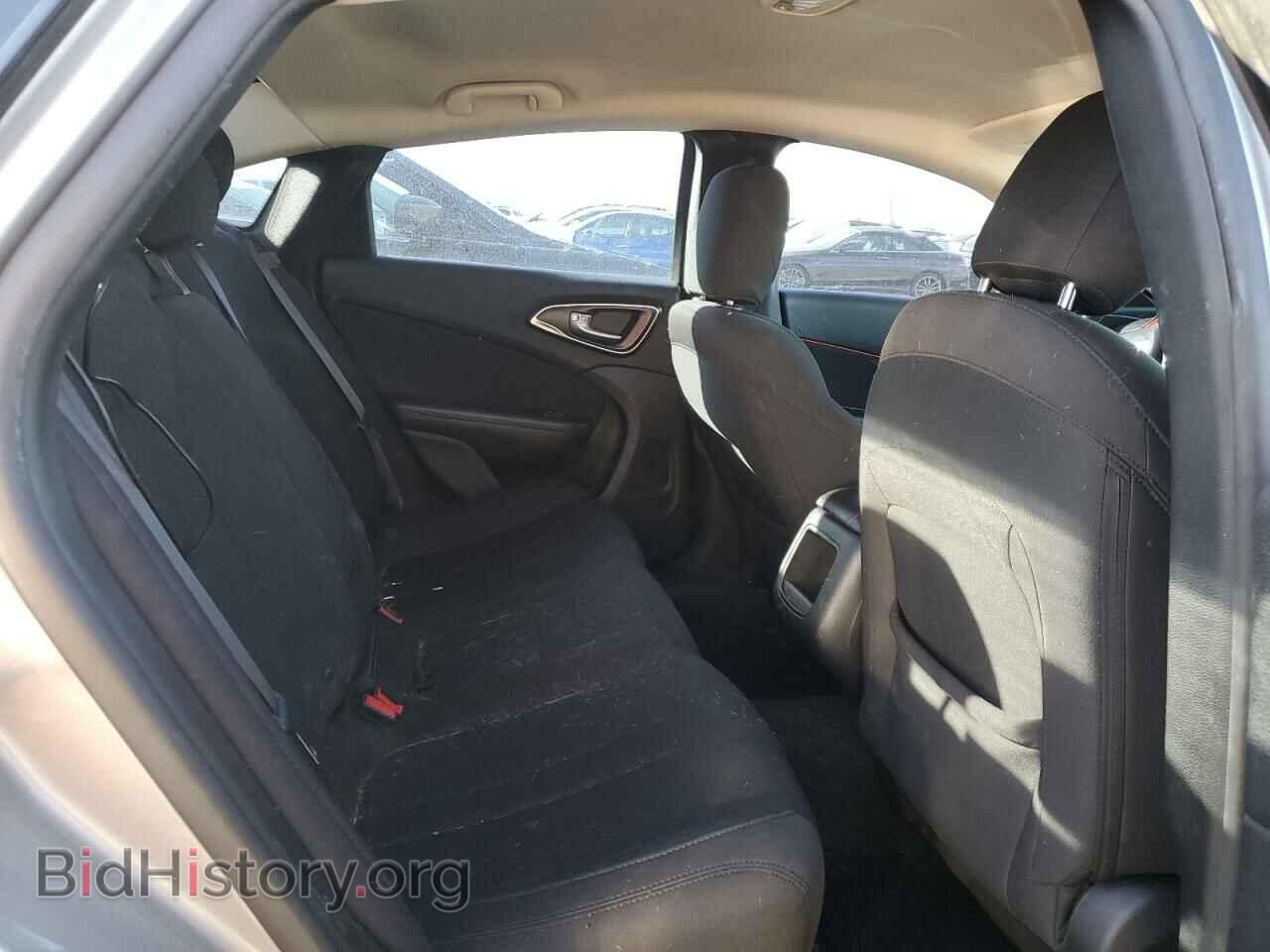 2016 CHRYSLER 200 - VIN: 1C3CCCFB3GN192241 - Photo 10