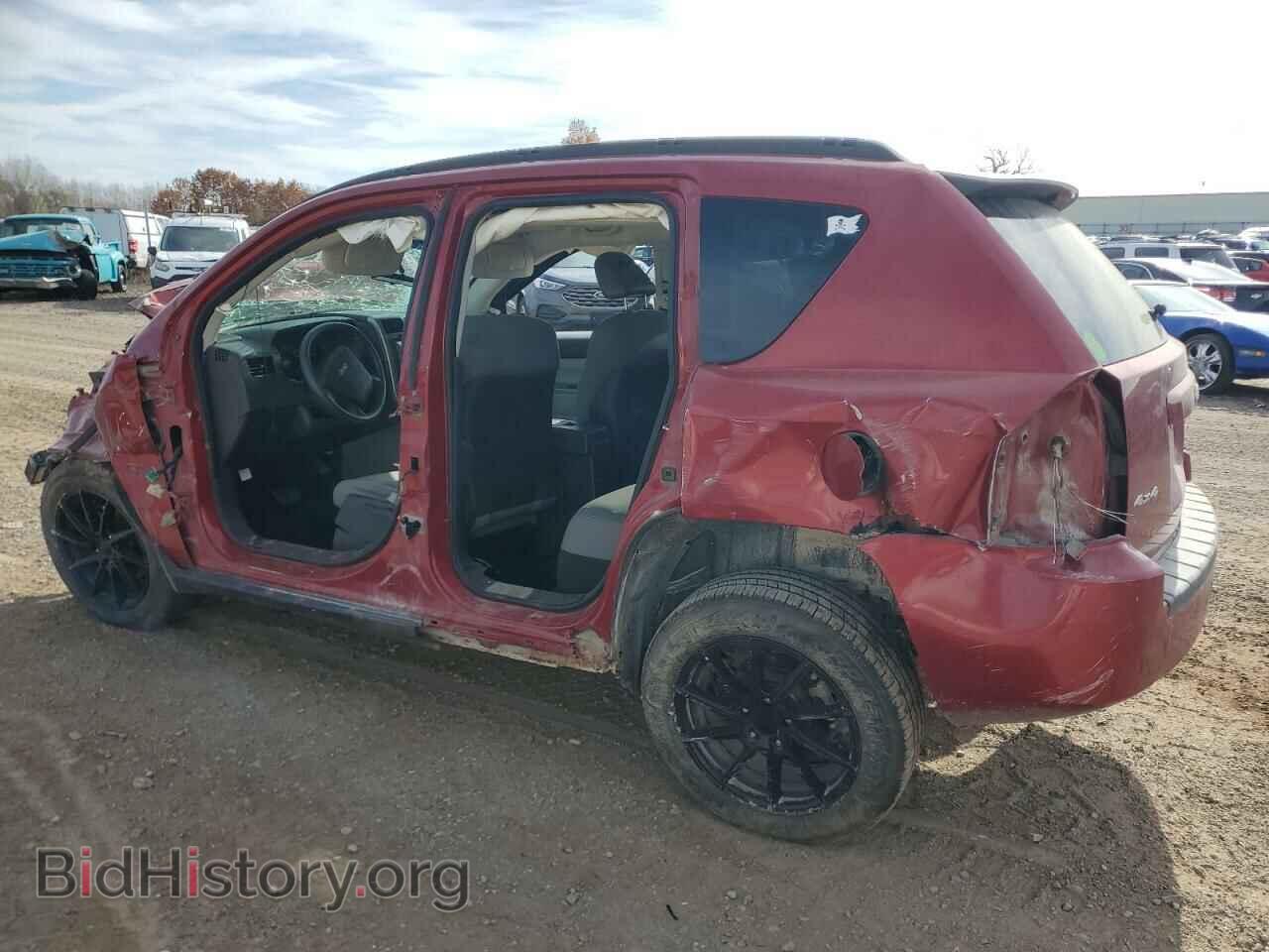 2007 JEEP COMPASS - VIN: 1J8FF47W17D265421 - Фото 2