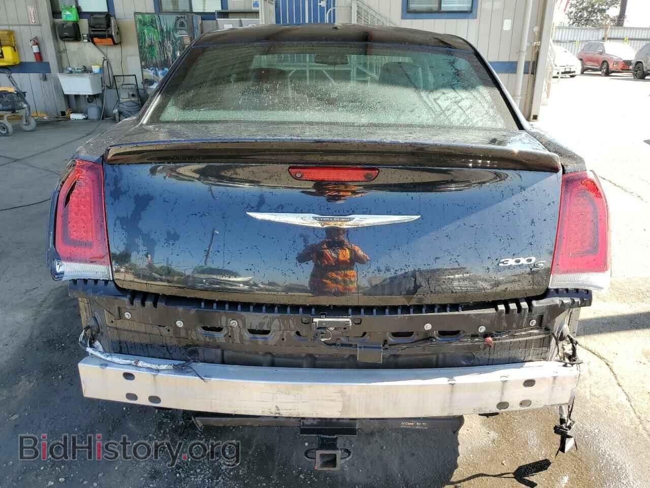 2015 CHRYSLER 300 - VIN: 2C3CCABT8FH882139 - Фото 6