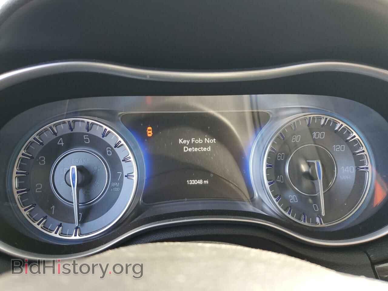 2015 CHRYSLER 300 - VIN: 2C3CCAAG0FH755213 - Фото 9
