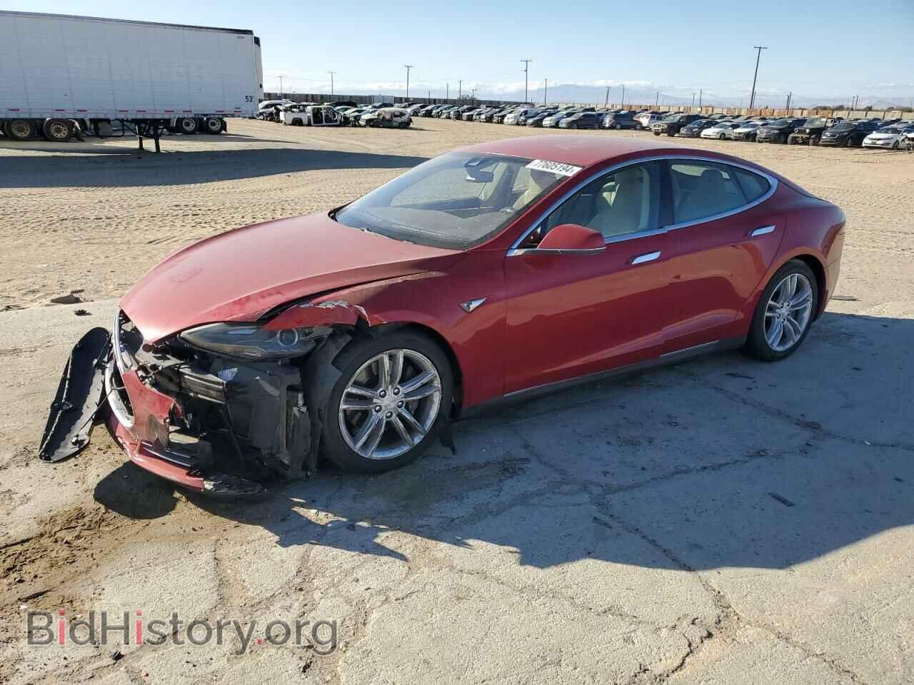 Фотография 5YJSA1E27FF104419 - TESLA MODEL S 2015